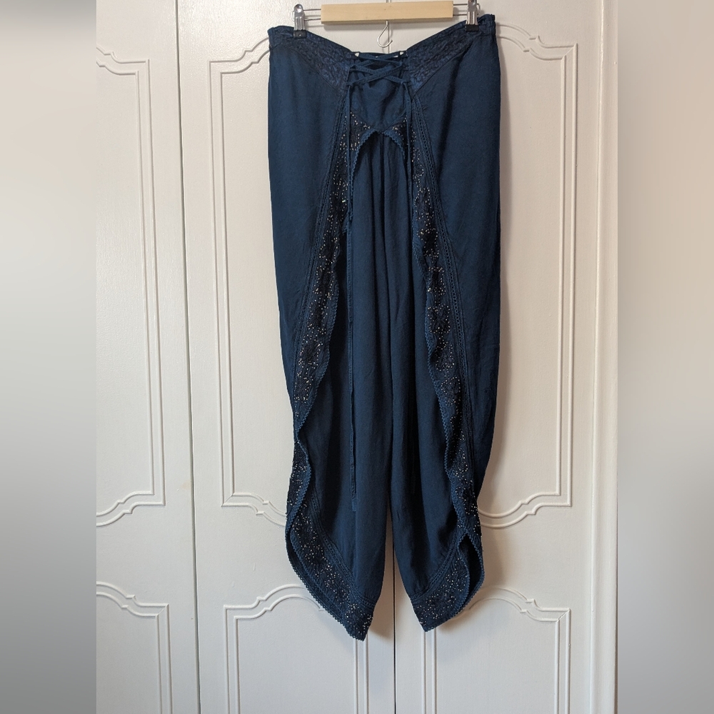 Magic Black Wide Leg Pants with Elegant Flow Beaded 100% Rayon One Size - Picture 3 of 14